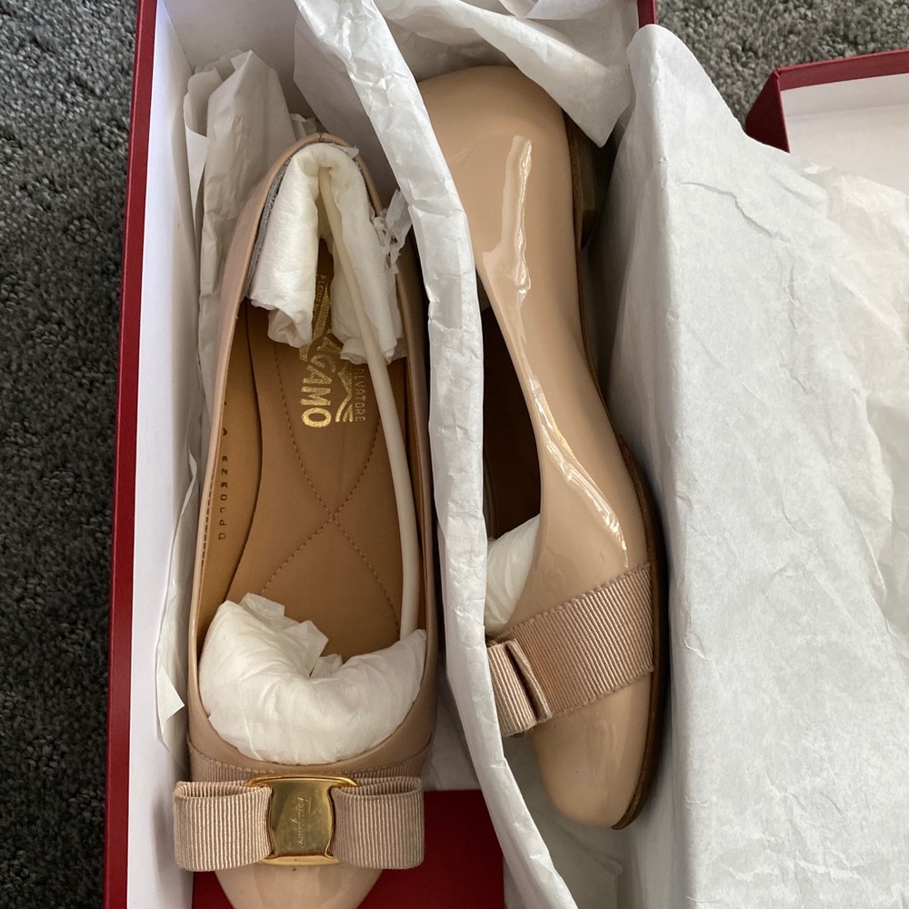 Practically New Varina Salvatore Ferragamo Flats